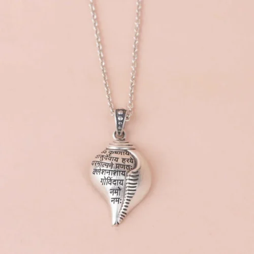 Shri Krishna Shankha Pendant with Chain